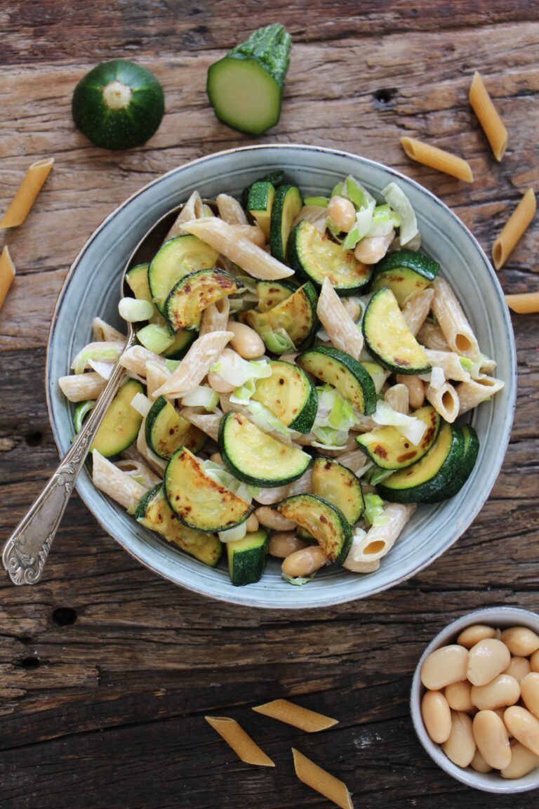 makkelijk vegetarische recepten avondeten pasta met prei en courgette