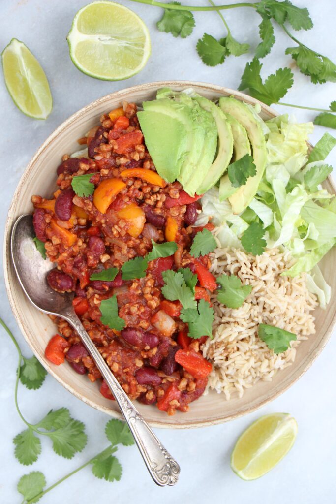 Lekkerste chili con carne met rijst vegetarisch Makkelijke vegetarische recepten avondeten
