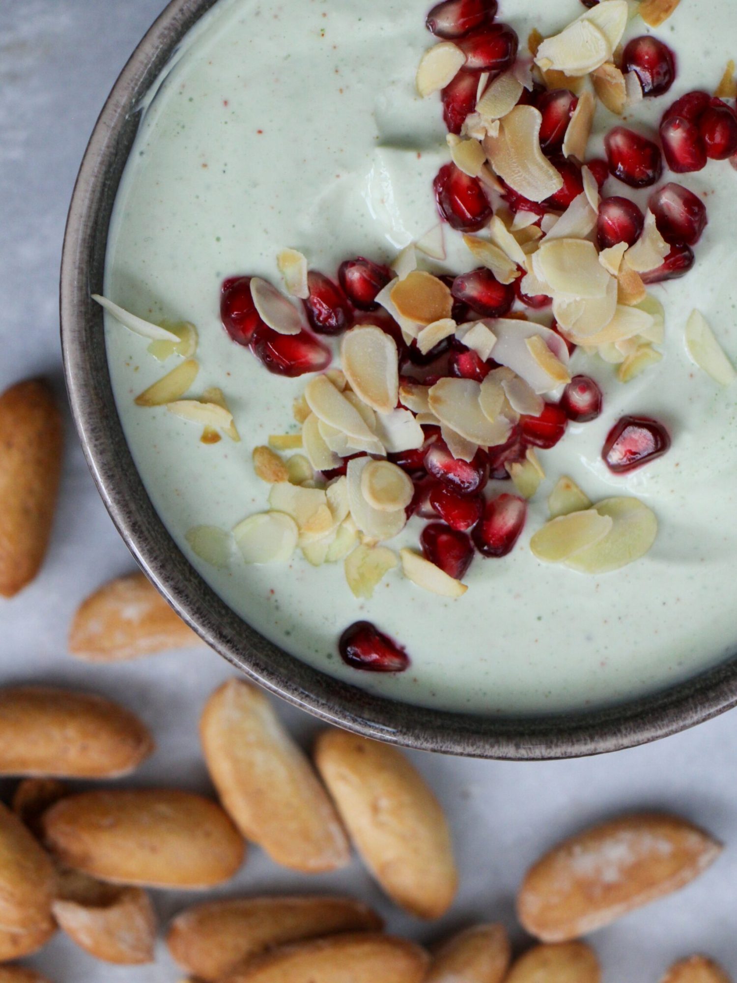Basilicum yoghurt dip