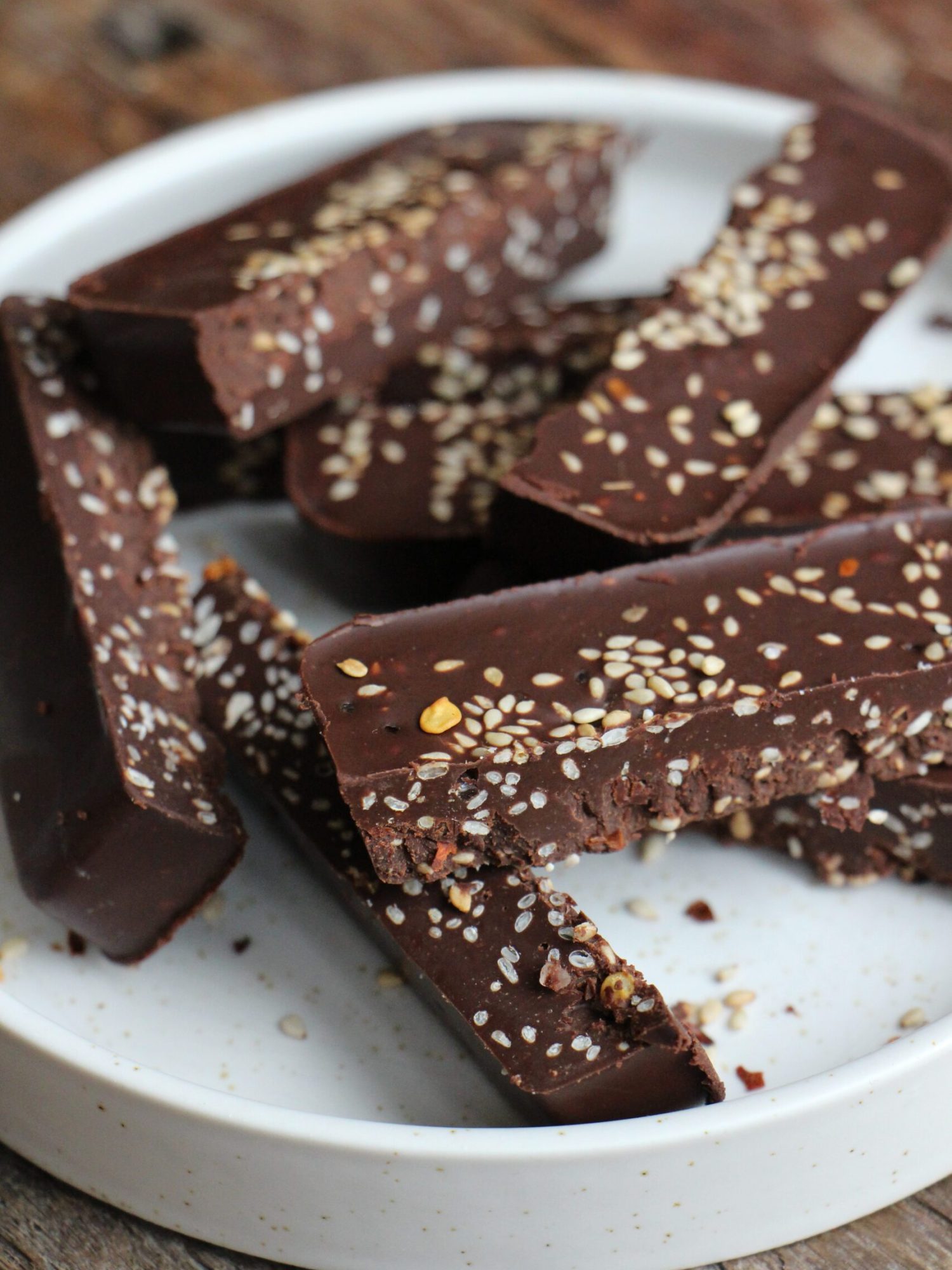 Chocolade tahine chili bars