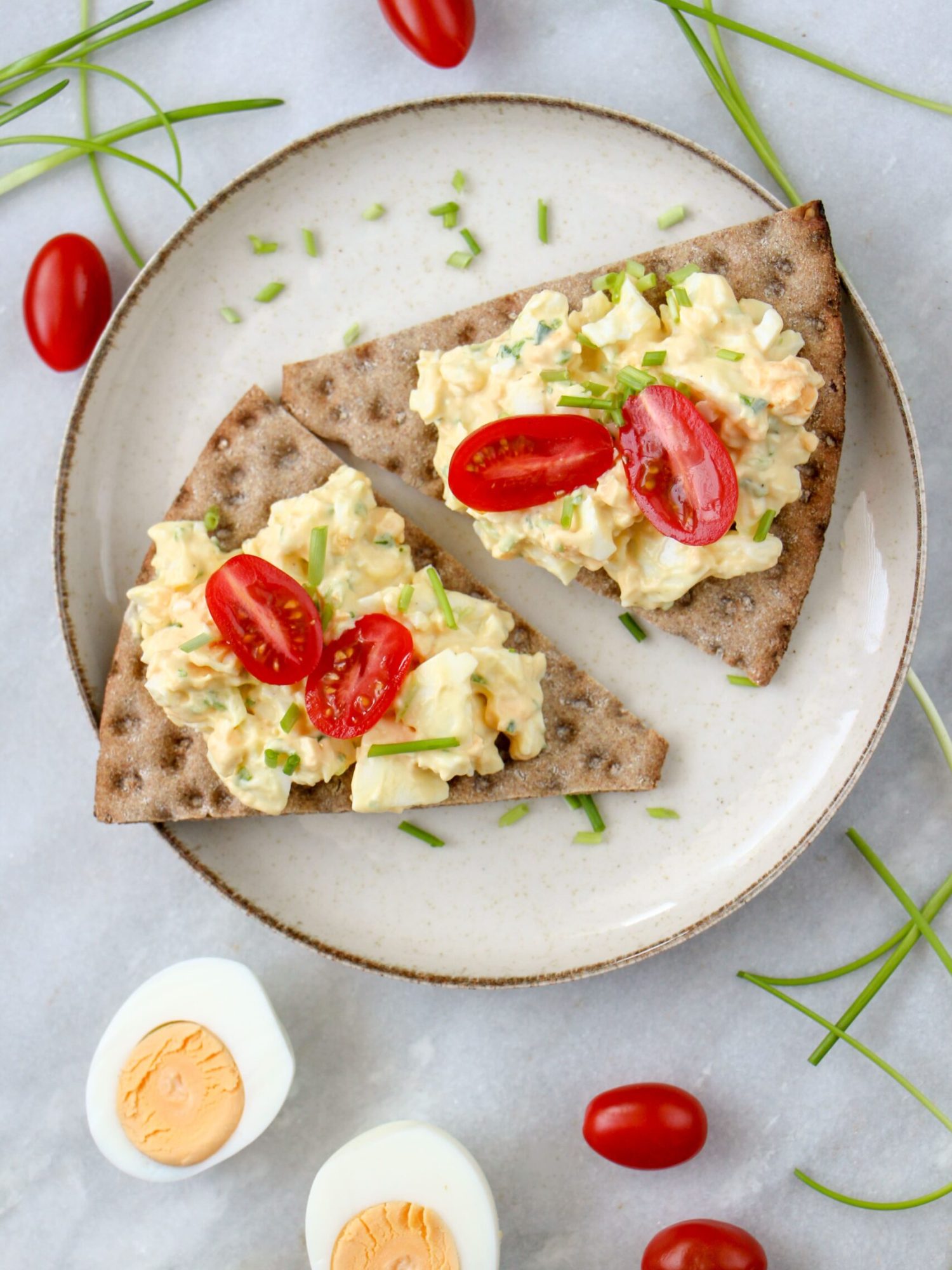 Crackers met eiersalade