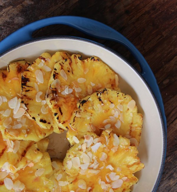 Makkelijke vegetarische bbq recepten Gegrilde ananas met sinaasappel en honing