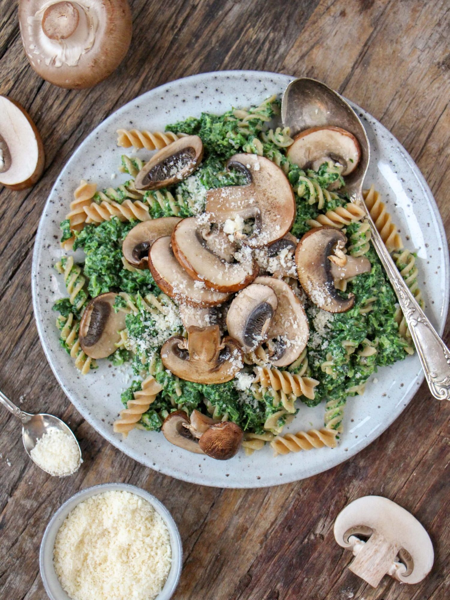 Makkelijke vegetarische recepten pasta met diepvries spinazie en ricotta