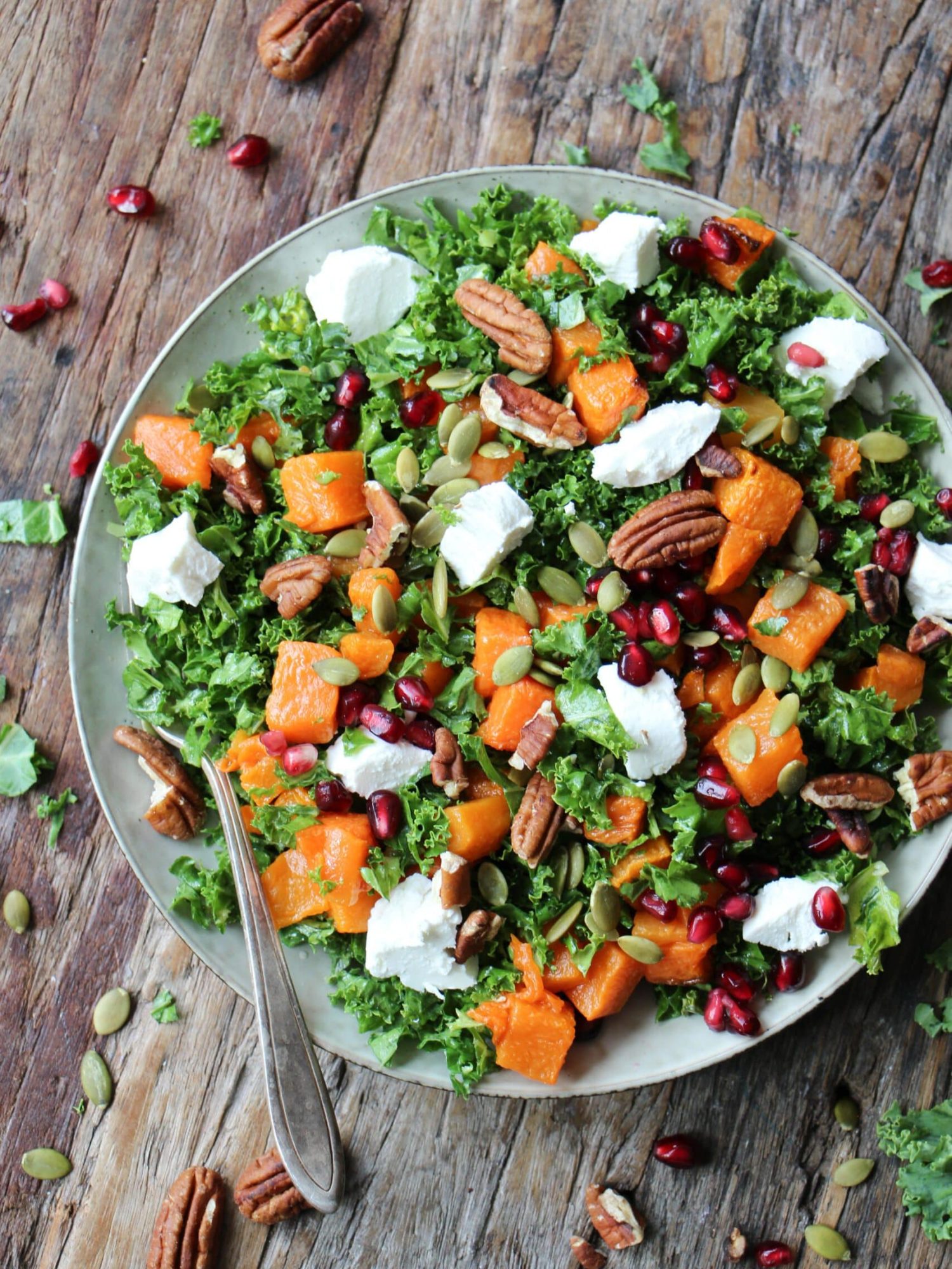 Makkelijke vegetarische salade recepten boerenkool met pompoen en geitenkaas