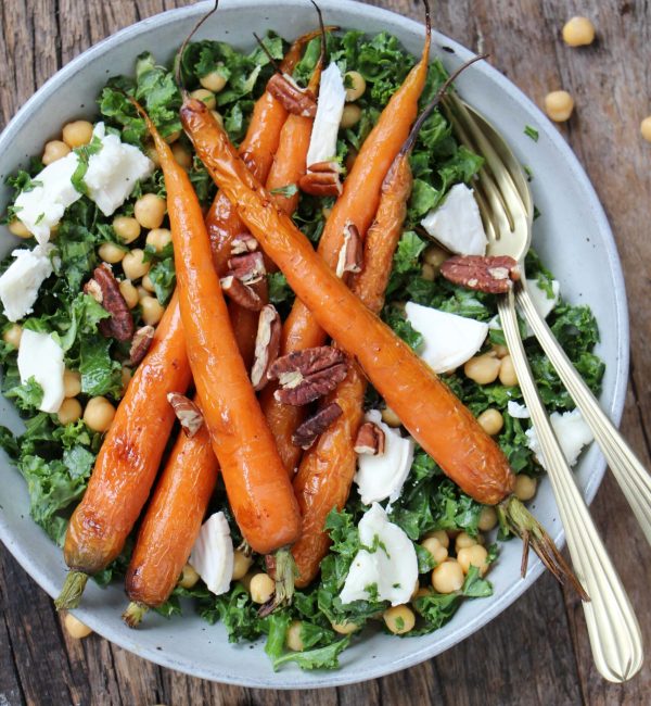 Makkelijke vegetarische salade recepten boerenkool wortel en geitenkaas