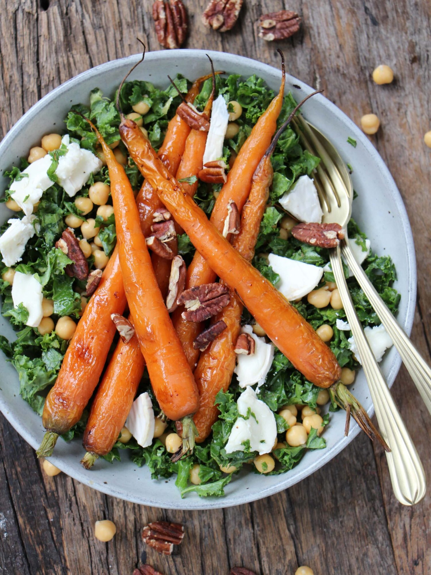 Makkelijke vegetarische salade recepten boerenkool wortel en geitenkaas