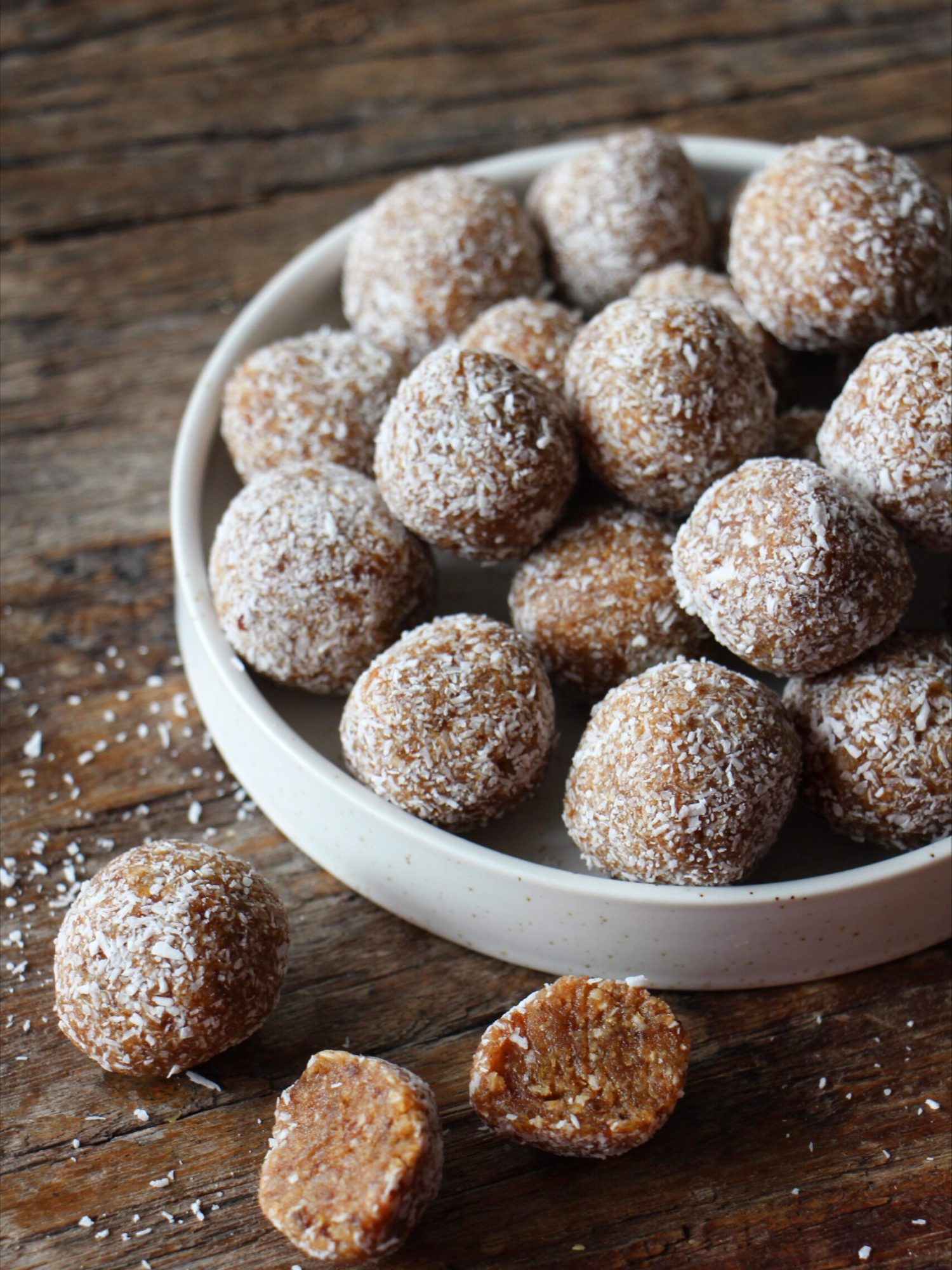 makkelijke vegetarische recepten Speculaasballetjes van walnoten