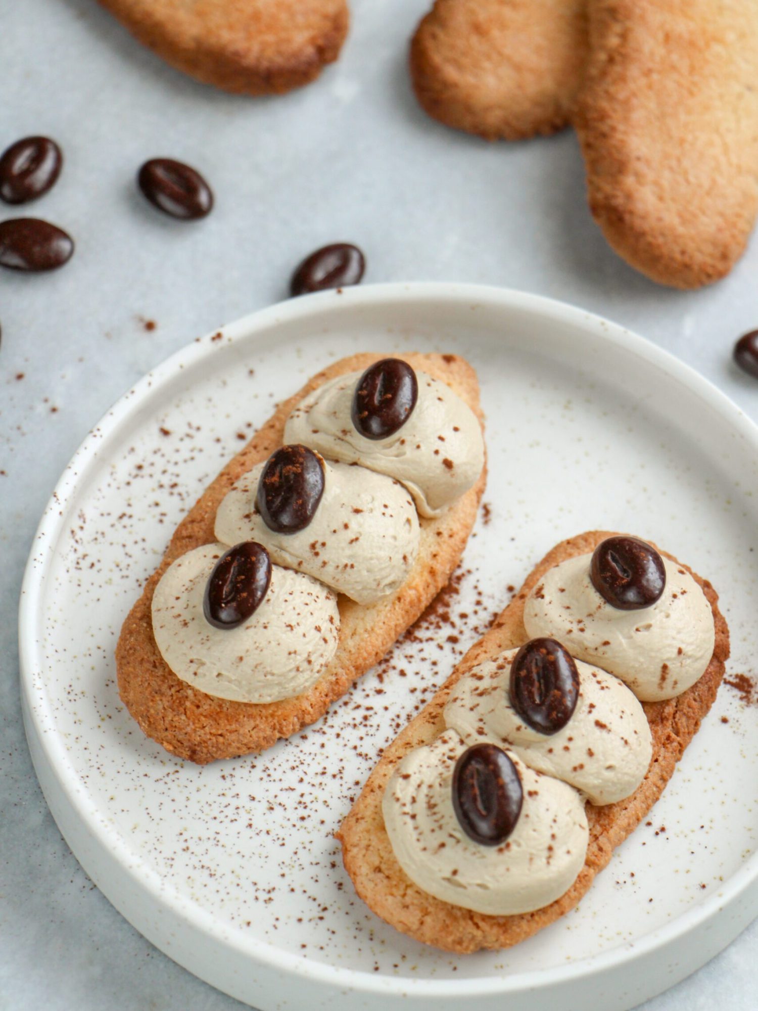 Tiramisu op een koekje