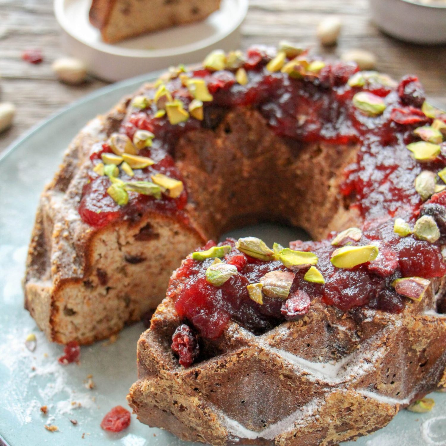 Tulband met banaan kwark en cranberry saus
