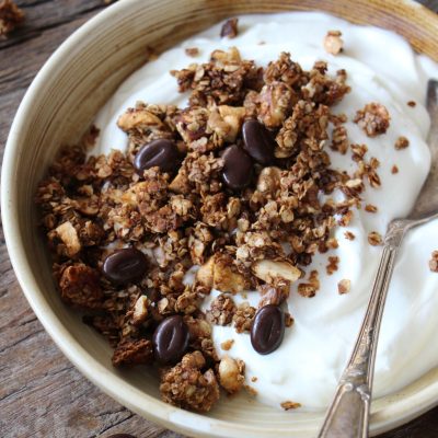 Makkelijke vegetarische recepten havermout granola met koffie