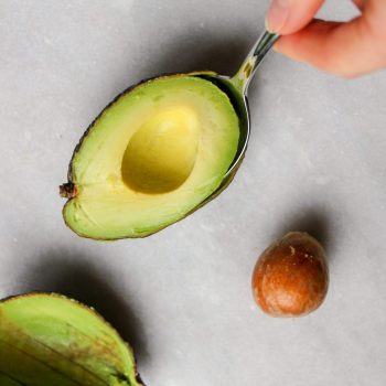 hoe avocado snijden 3