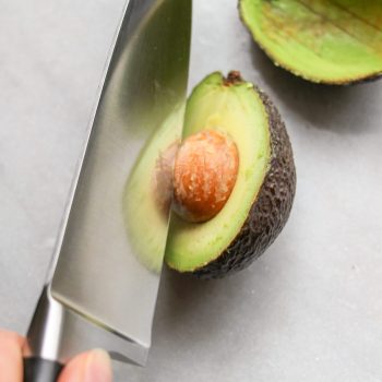 hoe avocado snijden2